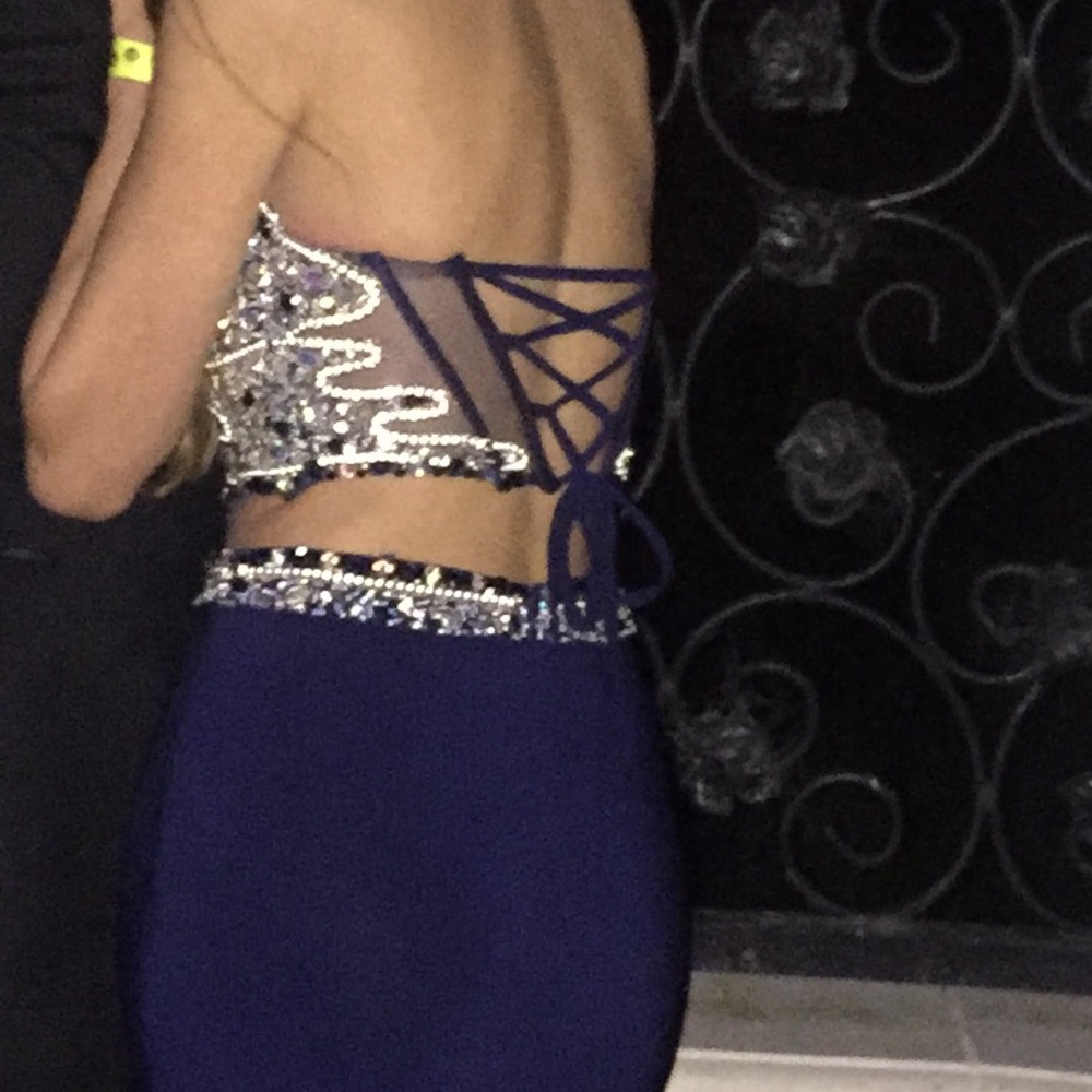 Elegant Navy Blue Two Piece Set - Picture 4 of 4